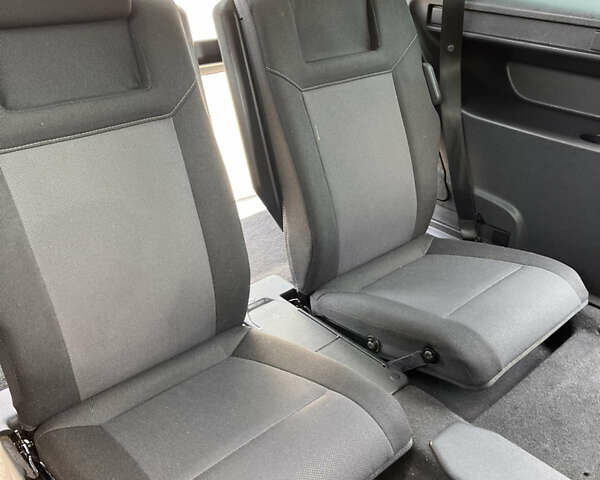 Серый Опель Зафира, объемом двигателя 1.6 л и пробегом 202 тыс. км за 6200 $, фото 15 на Automoto.ua