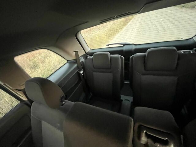 Серый Опель Зафира, объемом двигателя 1.9 л и пробегом 281 тыс. км за 2800 $, фото 9 на Automoto.ua