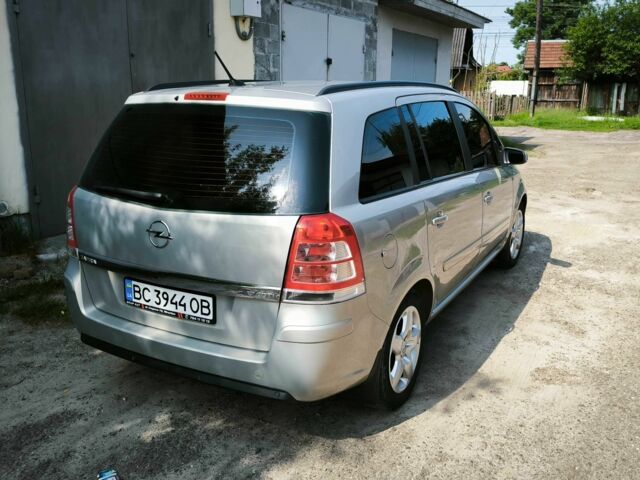 Сірий Опель Зафіра, об'ємом двигуна 1.7 л та пробігом 273 тис. км за 5300 $, фото 2 на Automoto.ua