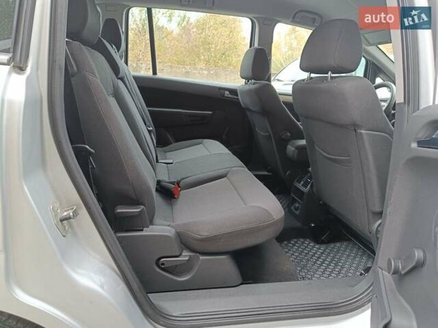 Опель Зафира 2008 в Дубно на Automoto.ua Серый Опель Зафира, объемом двигателя 1.6 л и пробегом 181 тыс. км за 5450 $, фото 21 на Automoto.ua