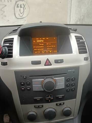 Серый Опель Зафира, объемом двигателя 1.91 л и пробегом 244 тыс. км за 7000 $, фото 1 на Automoto.ua