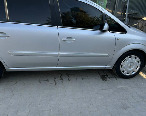 Сірий Опель Зафіра, об'ємом двигуна 1.9 л та пробігом 300 тис. км за 5900 $, фото 10 на Automoto.ua
