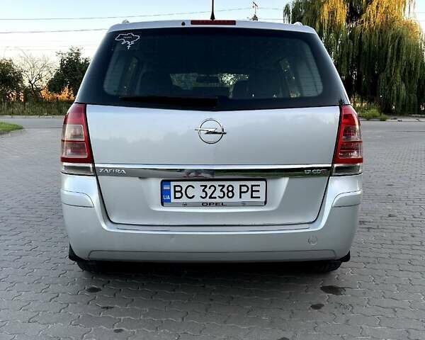 Сірий Опель Зафіра, об'ємом двигуна 1.69 л та пробігом 287 тис. км за 5700 $, фото 12 на Automoto.ua