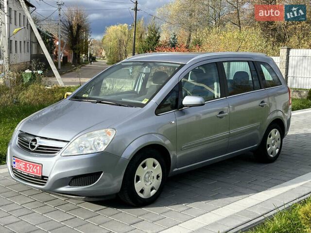 Опель Зафира 2008 в Трускавце на Automoto.ua Серый Опель Зафира, объемом двигателя 1.6 л и пробегом 162 тыс. км за 5950 $, фото 11 на Automoto.ua
