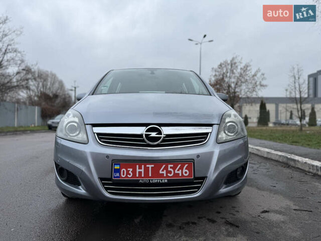 Сірий Опель Зафіра, об'ємом двигуна 1.8 л та пробігом 191 тис. км за 6700 $, фото 8 на Automoto.ua