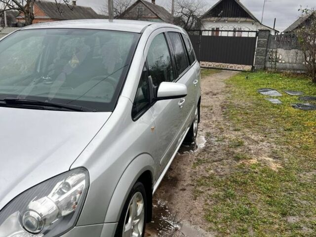 Сірий Опель Зафіра, об'ємом двигуна 1.6 л та пробігом 2 тис. км за 5000 $, фото 8 на Automoto.ua
