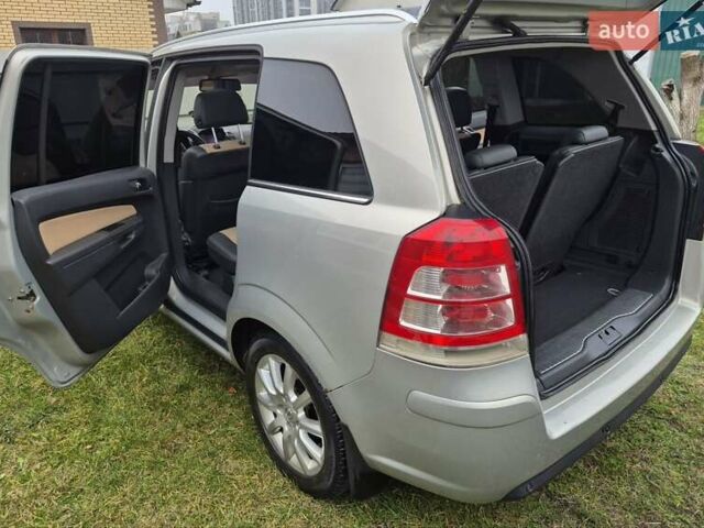 Сірий Опель Зафіра, об'ємом двигуна 1.91 л та пробігом 288 тис. км за 6300 $, фото 26 на Automoto.ua