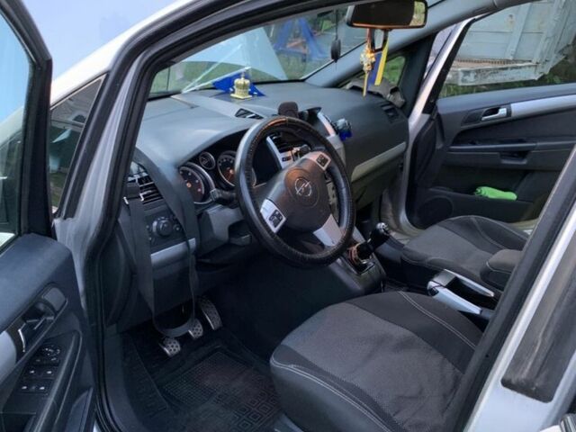 Сірий Опель Зафіра, об'ємом двигуна 1.7 л та пробігом 220 тис. км за 5999 $, фото 15 на Automoto.ua