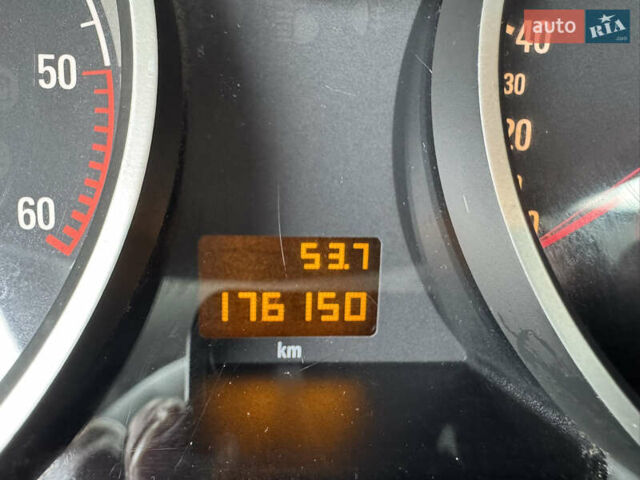 Серый Опель Зафира, объемом двигателя 1.91 л и пробегом 176 тыс. км за 6500 $, фото 55 на Automoto.ua