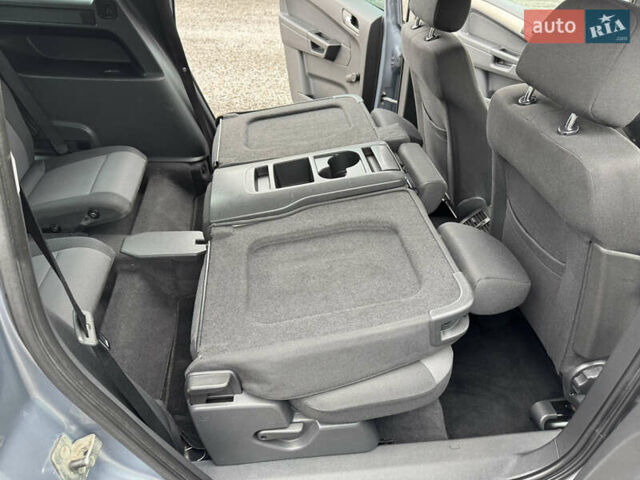 Серый Опель Зафира, объемом двигателя 1.91 л и пробегом 176 тыс. км за 6500 $, фото 44 на Automoto.ua