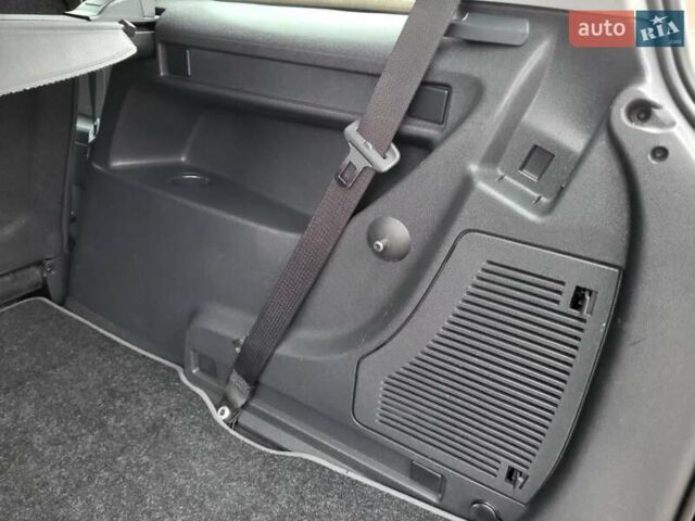 Серый Опель Зафира, объемом двигателя 1.8 л и пробегом 185 тыс. км за 6450 $, фото 50 на Automoto.ua