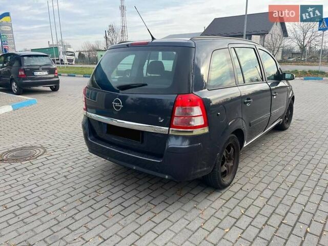 Серый Опель Зафира, объемом двигателя 1.9 л и пробегом 287 тыс. км за 2700 $, фото 7 на Automoto.ua
