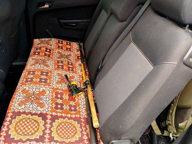 Серый Опель Зафира, объемом двигателя 1.6 л и пробегом 200 тыс. км за 5300 $, фото 4 на Automoto.ua