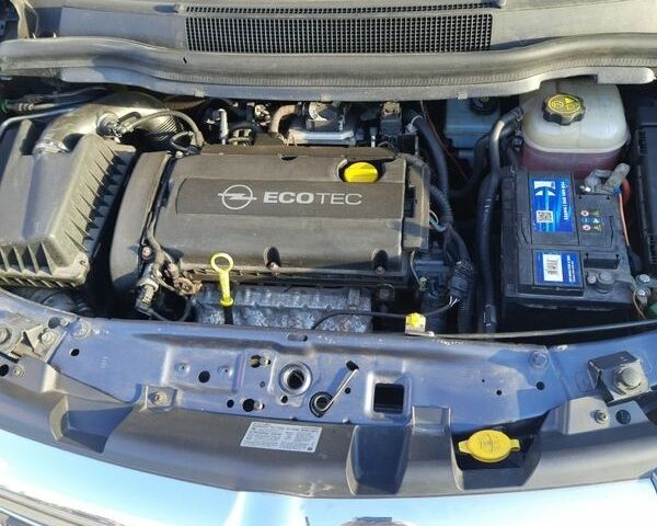 Серый Опель Зафира, объемом двигателя 1.8 л и пробегом 218 тыс. км за 6500 $, фото 9 на Automoto.ua