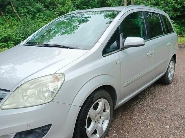 Сірий Опель Зафіра, об'ємом двигуна 1.8 л та пробігом 235 тис. км за 6400 $, фото 9 на Automoto.ua