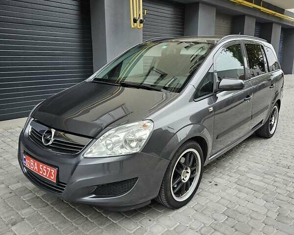 Серый Опель Зафира, объемом двигателя 1.8 л и пробегом 203 тыс. км за 6400 $, фото 10 на Automoto.ua