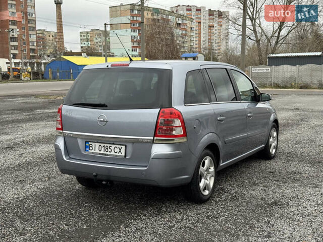 Серый Опель Зафира, объемом двигателя 1.91 л и пробегом 176 тыс. км за 6500 $, фото 3 на Automoto.ua