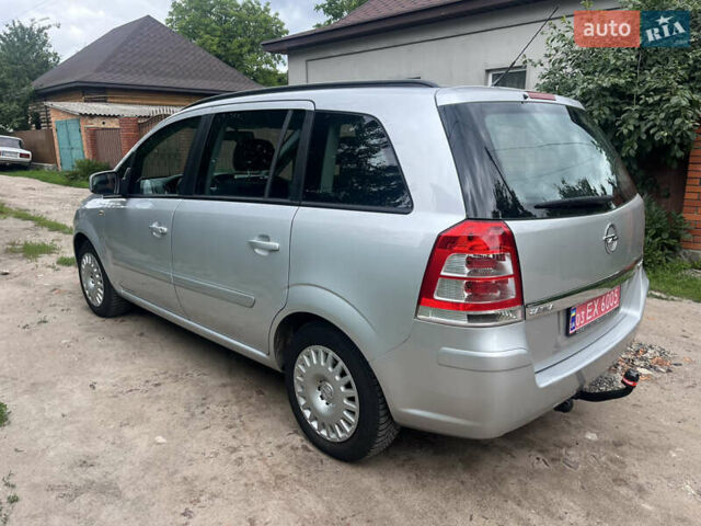 Серый Опель Зафира, объемом двигателя 1.6 л и пробегом 210 тыс. км за 6650 $, фото 12 на Automoto.ua