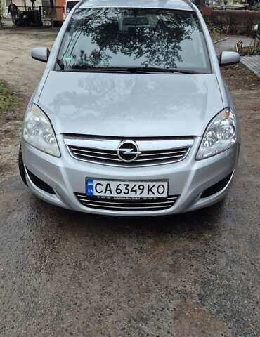 Сірий Опель Зафіра, об'ємом двигуна 1.6 л та пробігом 250 тис. км за 6500 $, фото 12 на Automoto.ua