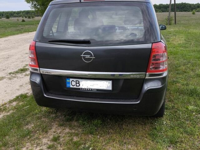 Серый Опель Зафира, объемом двигателя 1.6 л и пробегом 170 тыс. км за 6300 $, фото 5 на Automoto.ua