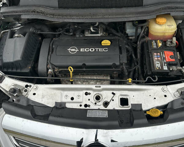 Серый Опель Зафира, объемом двигателя 1.6 л и пробегом 217 тыс. км за 6250 $, фото 14 на Automoto.ua