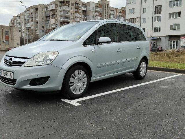 Опель Зафира 2009 в Львове на Automoto.ua Серый Опель Зафира, объемом двигателя 1.6 л и пробегом 252 тыс. км за 6500 $, фото 2 на Automoto.ua