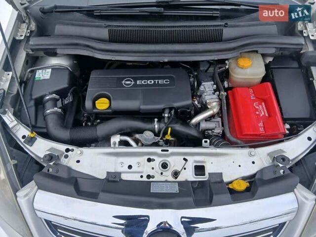 Серый Опель Зафира, объемом двигателя 1.69 л и пробегом 318 тыс. км за 6300 $, фото 51 на Automoto.ua