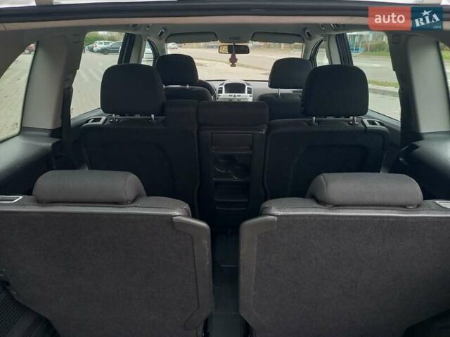 Серый Опель Зафира, объемом двигателя 1.6 л и пробегом 229 тыс. км за 6800 $, фото 30 на Automoto.ua