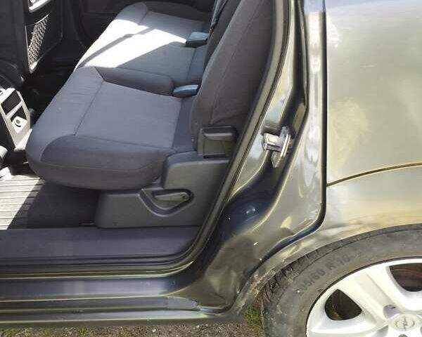 Сірий Опель Зафіра, об'ємом двигуна 1.7 л та пробігом 325 тис. км за 5750 $, фото 14 на Automoto.ua