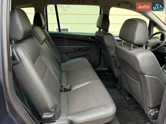 Серый Опель Зафира, объемом двигателя 1.8 л и пробегом 228 тыс. км за 6499 $, фото 11 на Automoto.ua