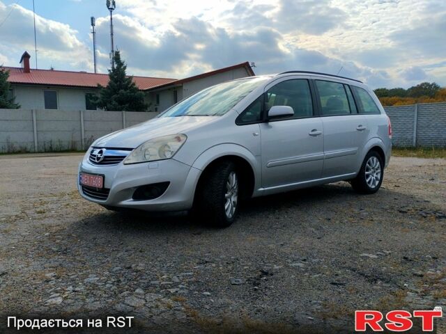 Серый Опель Зафира, объемом двигателя 1.8 л и пробегом 242 тыс. км за 6600 $, фото 2 на Automoto.ua