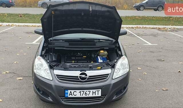 Сірий Опель Зафіра, об'ємом двигуна 1.8 л та пробігом 228 тис. км за 6500 $, фото 38 на Automoto.ua