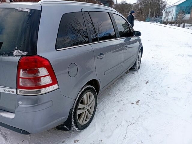 Серый Опель Зафира, объемом двигателя 0 л и пробегом 210 тыс. км за 6800 $, фото 4 на Automoto.ua