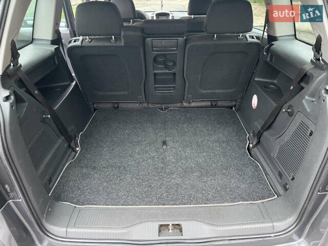 Серый Опель Зафира, объемом двигателя 1.8 л и пробегом 176 тыс. км за 5600 $, фото 24 на Automoto.ua