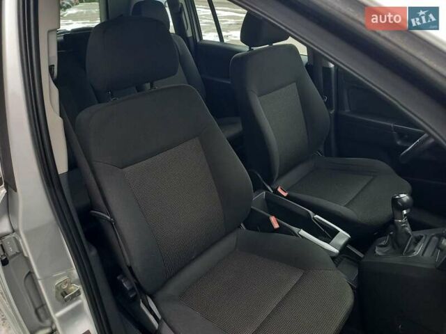 Сірий Опель Зафіра, об'ємом двигуна 1.6 л та пробігом 229 тис. км за 6850 $, фото 15 на Automoto.ua