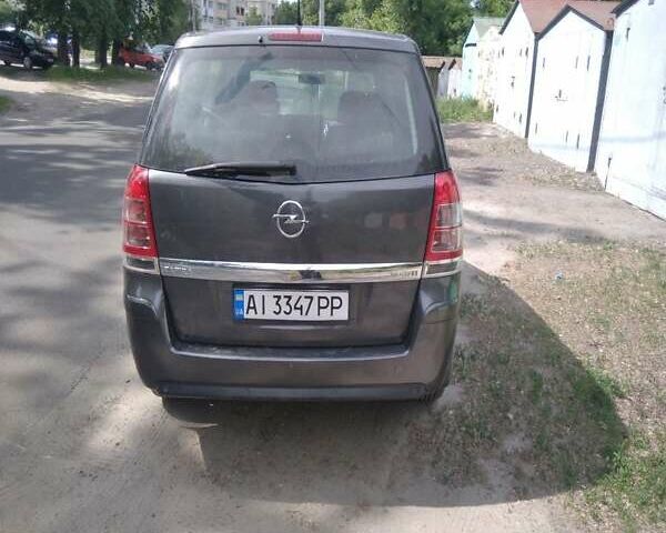 Опель Зафира 2009 в Белой Церкве на Automoto.ua Серый Опель Зафира, объемом двигателя 1.9 л и пробегом 230 тыс. км за 7200 $, фото 4 на Automoto.ua