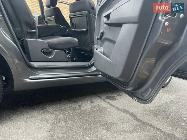 Серый Опель Зафира, объемом двигателя 1.8 л и пробегом 176 тыс. км за 5600 $, фото 35 на Automoto.ua