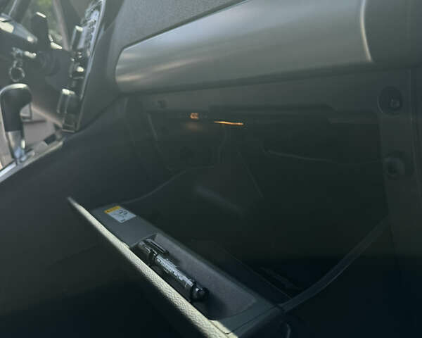 Серый Опель Зафира, объемом двигателя 1.91 л и пробегом 220 тыс. км за 8000 $, фото 21 на Automoto.ua