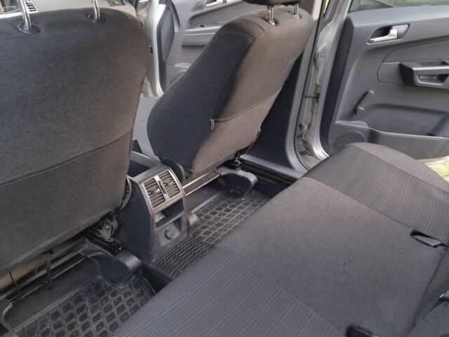 Сірий Опель Зафіра, об'ємом двигуна 1.7 л та пробігом 295 тис. км за 5900 $, фото 3 на Automoto.ua