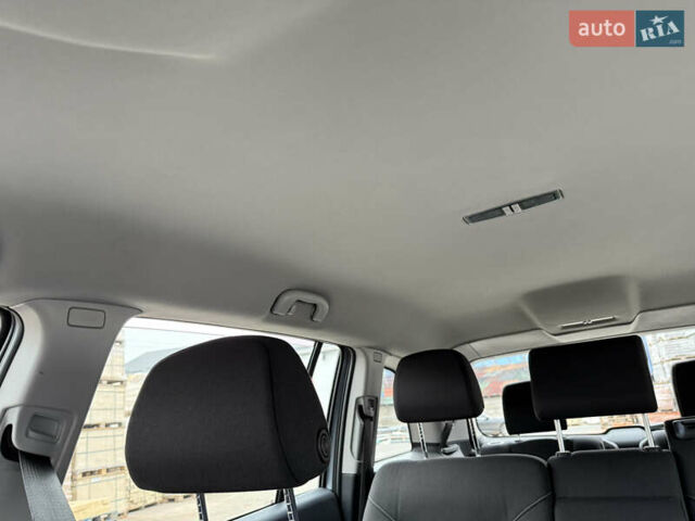 Серый Опель Зафира, объемом двигателя 1.6 л и пробегом 290 тыс. км за 5750 $, фото 28 на Automoto.ua