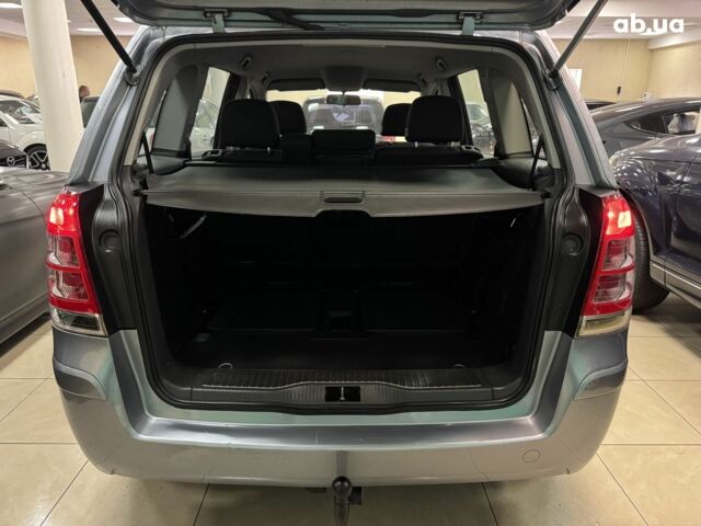 Серый Опель Зафира, объемом двигателя 0 л и пробегом 204 тыс. км за 6000 $, фото 4 на Automoto.ua