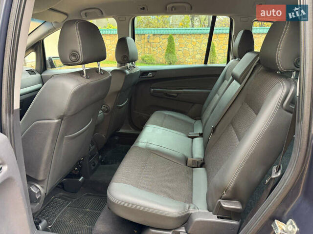 Серый Опель Зафира, объемом двигателя 1.8 л и пробегом 228 тыс. км за 6499 $, фото 13 на Automoto.ua