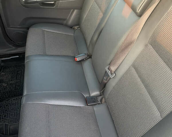 Сірий Опель Зафіра, об'ємом двигуна 1.7 л та пробігом 293 тис. км за 6900 $, фото 13 на Automoto.ua