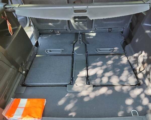 Сірий Опель Зафіра, об'ємом двигуна 1.6 л та пробігом 240 тис. км за 6800 $, фото 3 на Automoto.ua