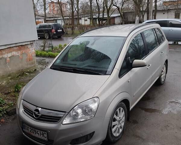 Сірий Опель Зафіра, об'ємом двигуна 1.6 л та пробігом 231 тис. км за 5500 $, фото 14 на Automoto.ua