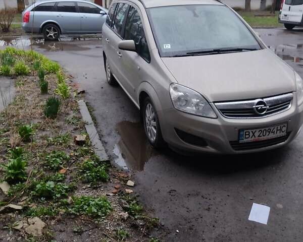 Сірий Опель Зафіра, об'ємом двигуна 1.6 л та пробігом 231 тис. км за 5500 $, фото 8 на Automoto.ua