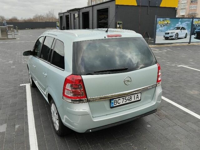Опель Зафира 2009 в Львове на Automoto.ua Серый Опель Зафира, объемом двигателя 1.6 л и пробегом 252 тыс. км за 6500 $, фото 3 на Automoto.ua