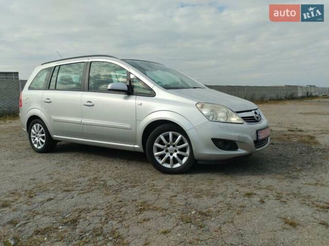 Сірий Опель Зафіра, об'ємом двигуна 1.8 л та пробігом 241 тис. км за 6600 $, фото 19 на Automoto.ua