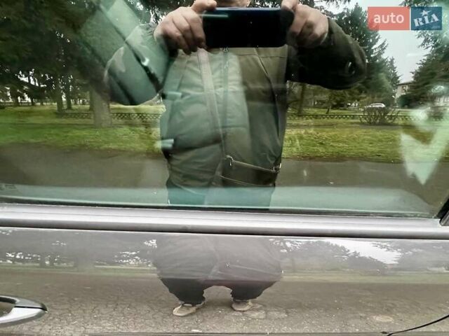 Серый Опель Зафира, объемом двигателя 1.6 л и пробегом 208 тыс. км за 6550 $, фото 56 на Automoto.ua