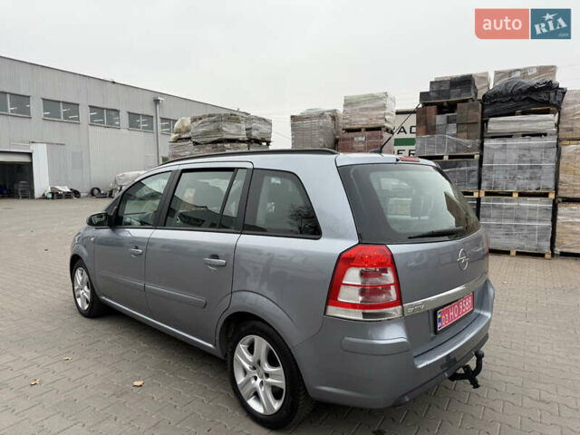 Серый Опель Зафира, объемом двигателя 1.6 л и пробегом 290 тыс. км за 5750 $, фото 8 на Automoto.ua